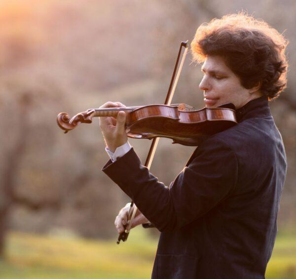 Augustin Hadelich in Recital